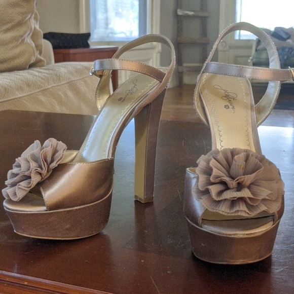 Silk platform heels - Picture 1 of 4